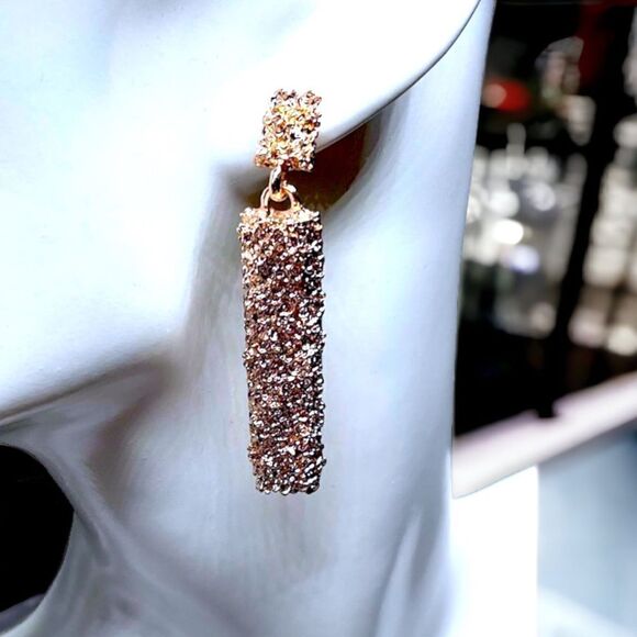 Textured Pilar Earrings l Rose l Post l New - Picture 6 of 6